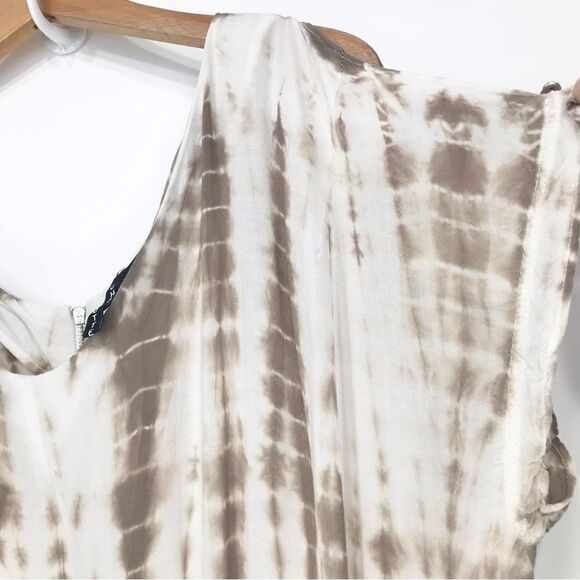 Charlotte Tarantola Tan White Tie Dye Sleeveless Drawstring Waist Romper - Picture 11 of 13